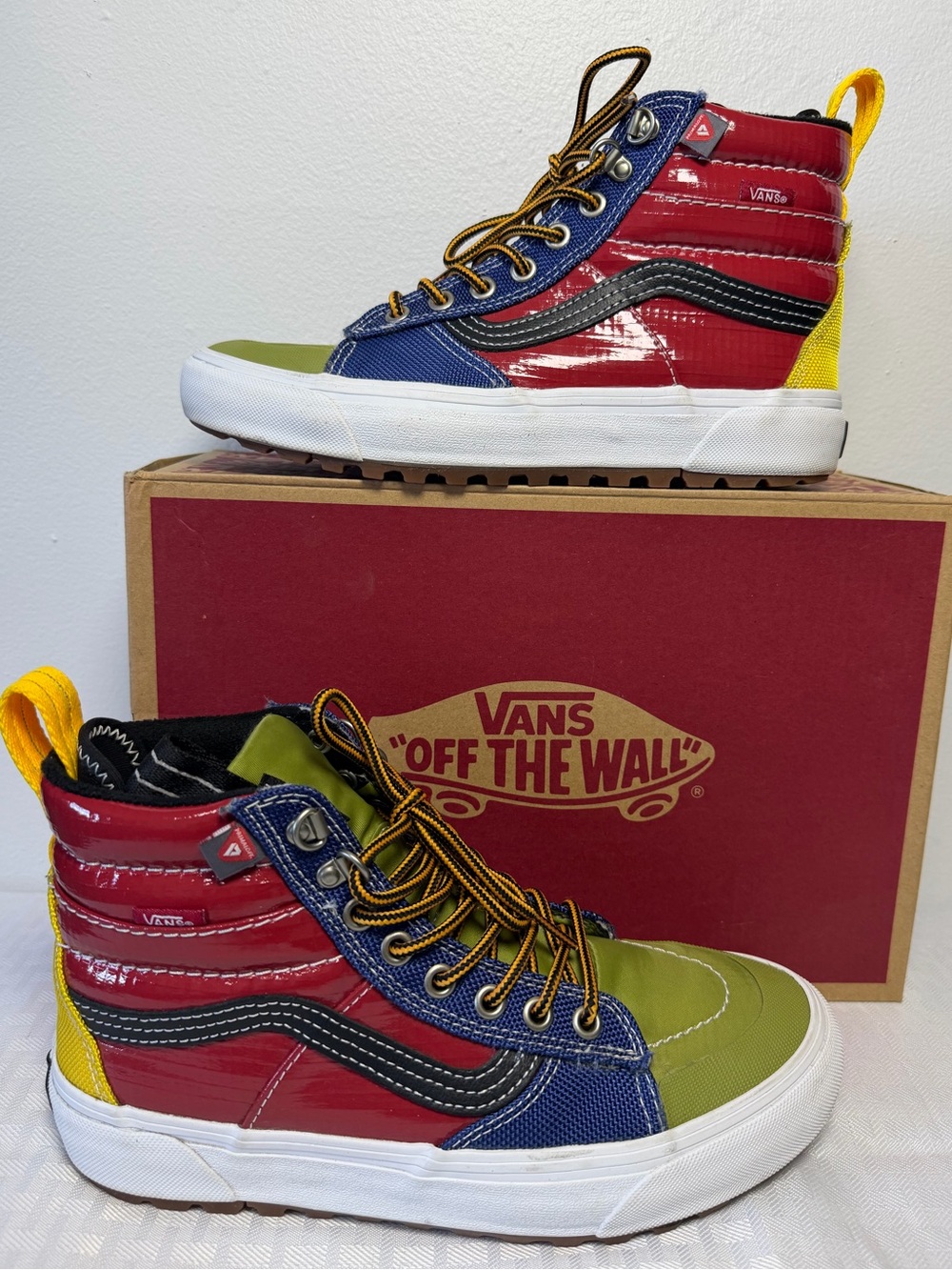 Vans Sk8 Hi MTE 2.0 DX Women 6 / Men 7.5 Blue Red Yellow Shoes All Weather